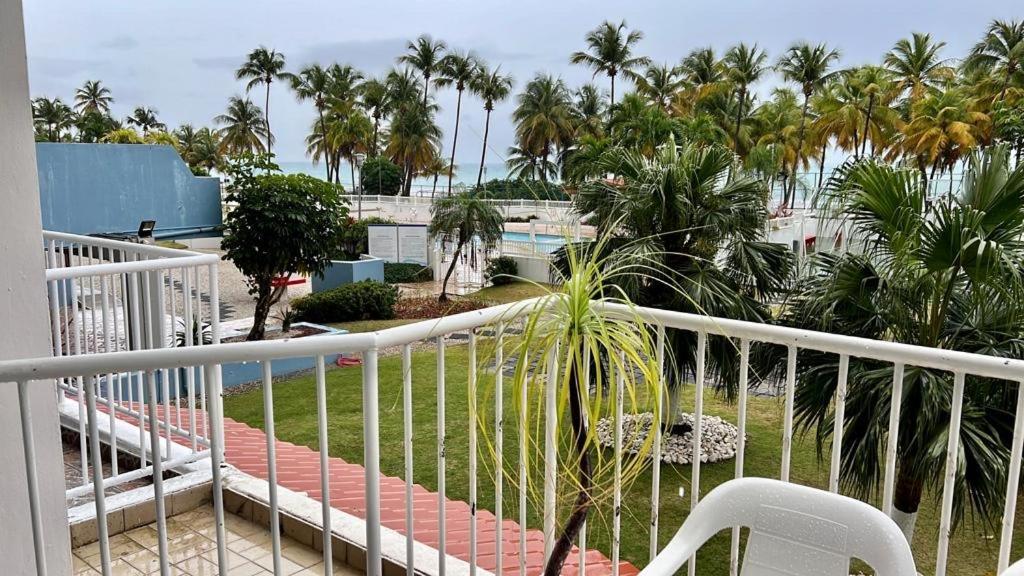 Beachfront Tropical Tantra Apartment سان خوان المظهر الخارجي الصورة