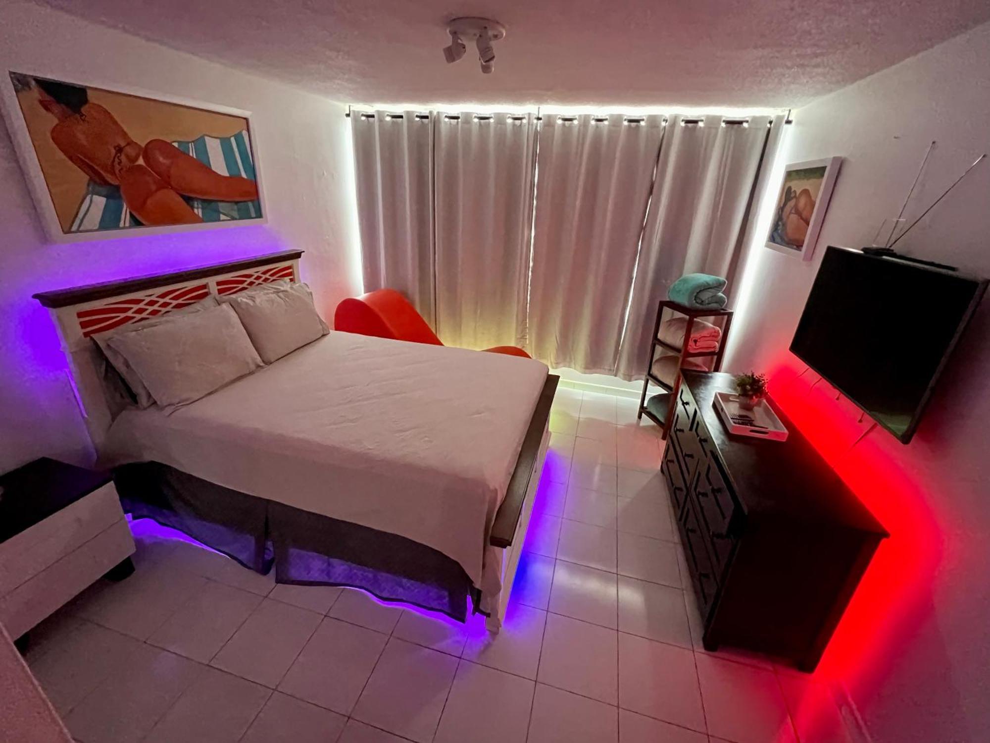 Beachfront Tropical Tantra Apartment سان خوان المظهر الخارجي الصورة