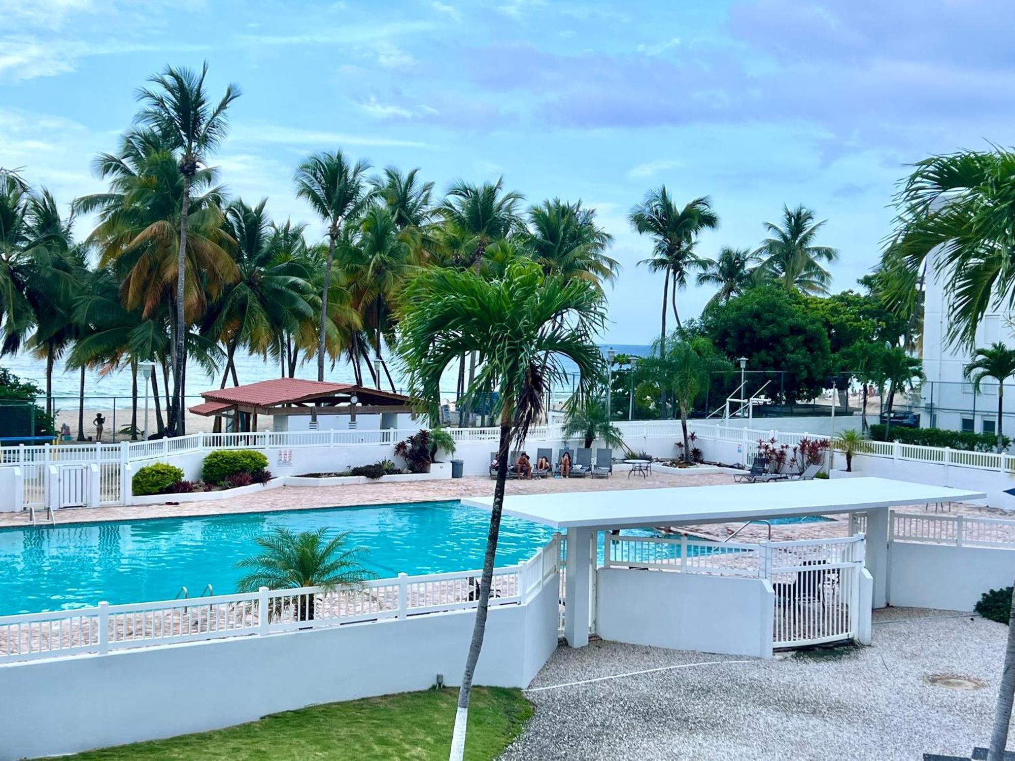 Beachfront Tropical Tantra Apartment سان خوان المظهر الخارجي الصورة